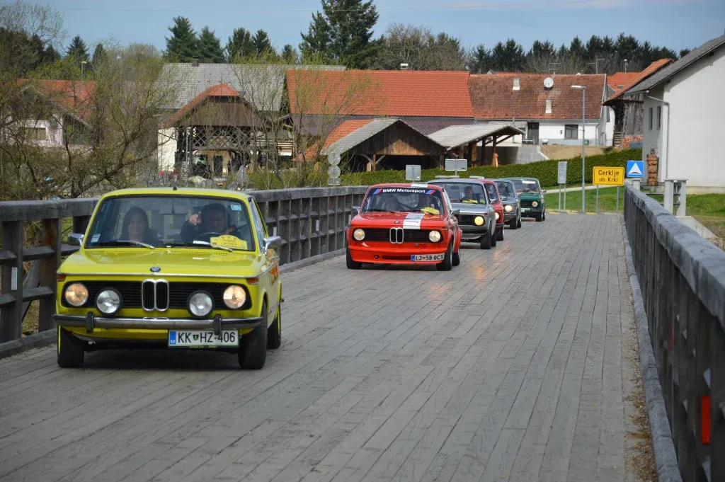 1. Srečanje Oldtimer BMW 02